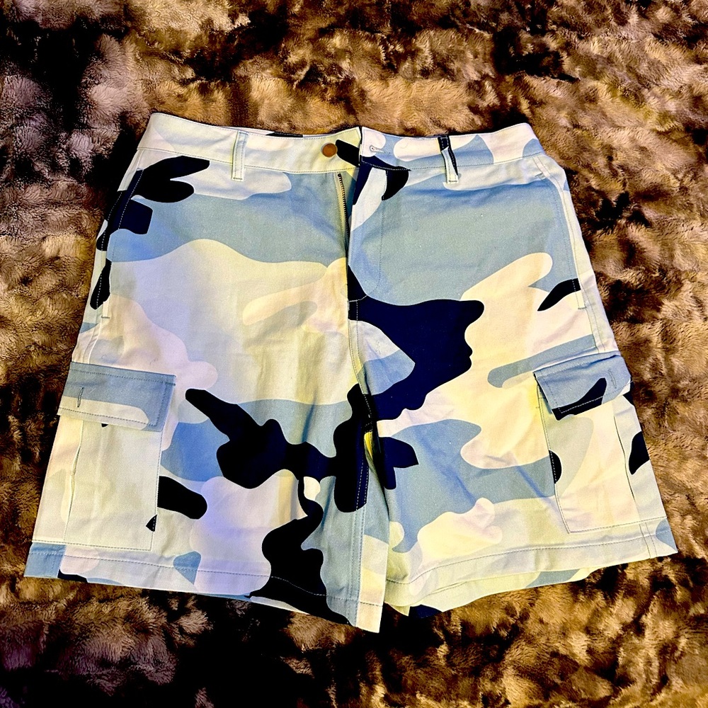 Brand New Golf Wang Size 32 Blue Camo Cargo Shorts